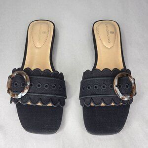 NWOT Bandolino Women's Silla Scallop Buckle Flat Slide Sandals